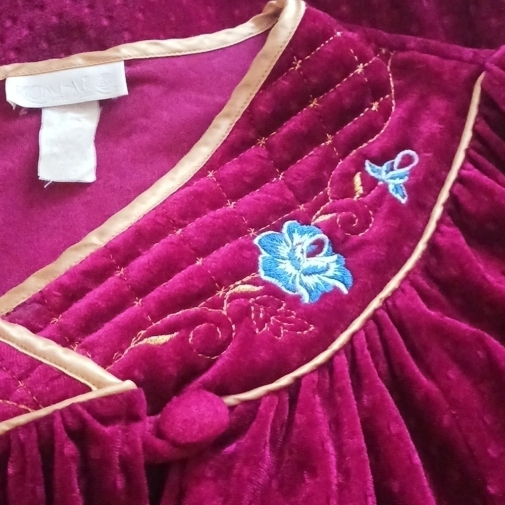 Komar Velour Robe - Picture 4 of 9